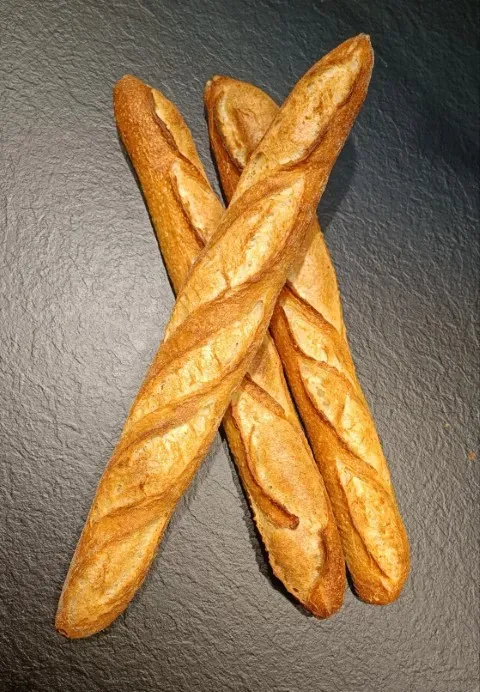 pain_ tradition baguette